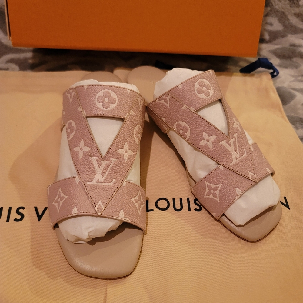 Louis Vuitton Sandal Cream Giant Flower Monogram Color Leather 39.5=9.5 New Tags - Picture 7 of 14